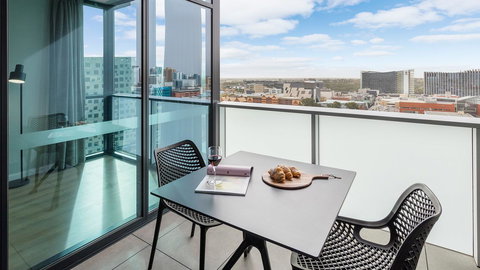 Avani Adelaide Residences - Airlie Beach Holiday 23