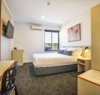 Nightcap at Rose  Crown Hotel - Airlie Beach Holiday