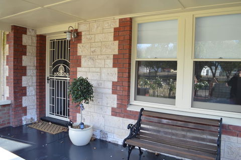 Two Cow Cottage Bed & Breakfast - Airlie Beach Holiday 28