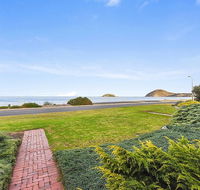 Franklin Beachfront Apartments - Airlie Beach Holiday