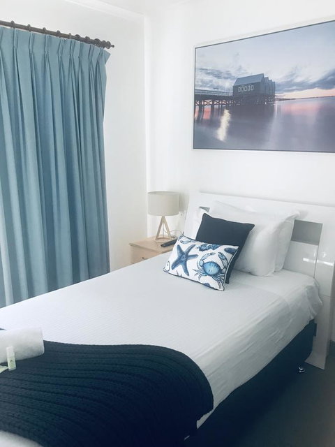 OCEAN BREEZE MOTEL - Airlie Beach Holiday 9