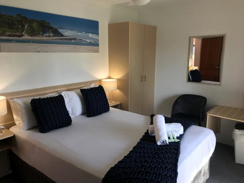 OCEAN BREEZE MOTEL - Airlie Beach Holiday 6