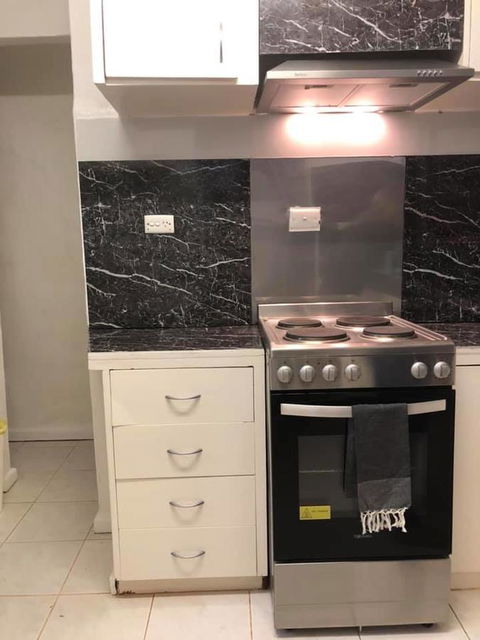 Aussie Opal Diggers Outback Retreat-Undergound - Airlie Beach Holiday 6