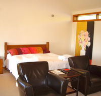 Cherry Farm Studio - Airlie Beach Holiday