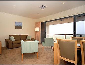 Lady Bay Hotel - Airlie Beach Holiday 6