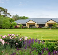 The Barn Accommodation - Airlie Beach Holiday
