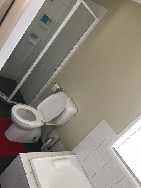 Boomerang Beach House - Airlie Beach Holiday 1