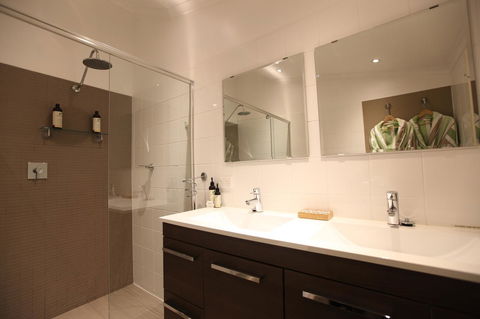 One Tree Bed And Breakfast - Airlie Beach Holiday 20
