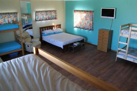 LAS ARENAS - The Sands - BEACH HOUSE - Airlie Beach Holiday 5