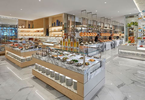 Crown Towers Perth - Airlie Beach Holiday 5