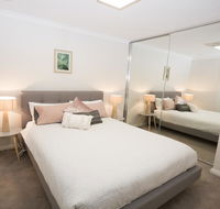 Lakeview Apartments - Airlie Beach Holiday
