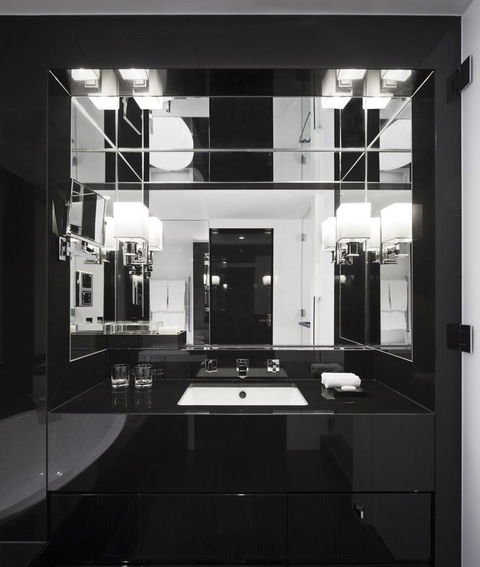 Crown Metropol Perth - Airlie Beach Holiday 18