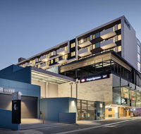 Quest South Perth Foreshore - Airlie Beach Holiday