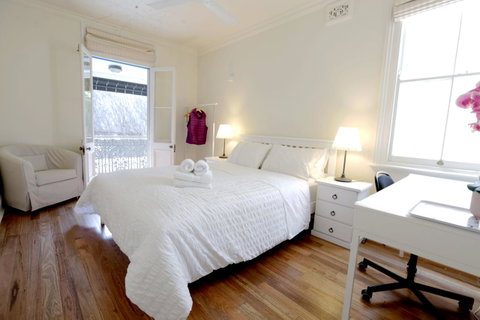 Stunning Terrace In Centennial Park - Airlie Beach Holiday 10