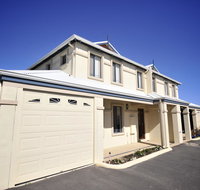 Palm Beach Manor - Airlie Beach Holiday