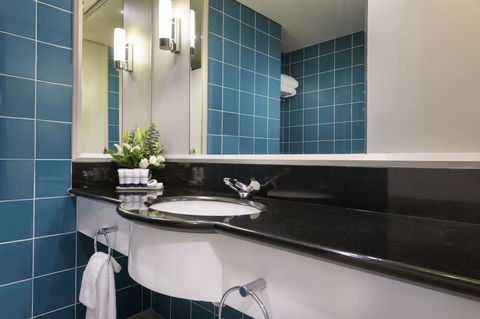 Pan Pacific Perth - Airlie Beach Holiday 11