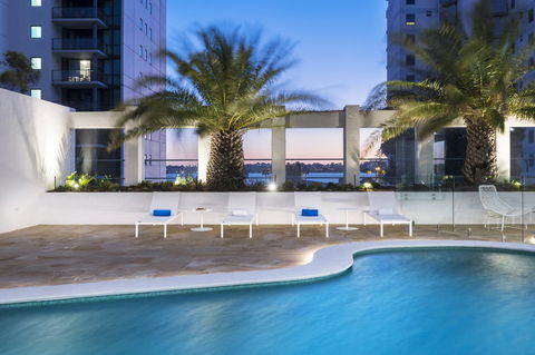 Pan Pacific Perth - Airlie Beach Holiday 14