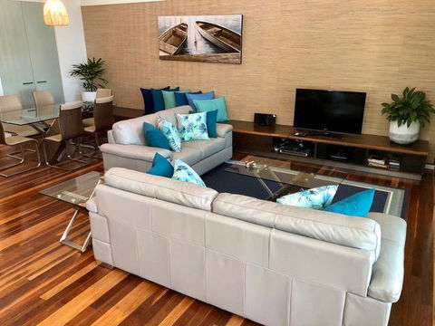 East On Byron - Airlie Beach Holiday 38