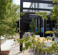 Crossroads Hotel - Airlie Beach Holiday