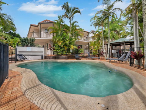 Cossies By The Sea - Airlie Beach Holiday 0