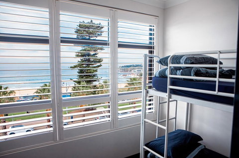 Wake Up! Bondi Beach - Airlie Beach Holiday 22