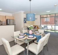 Apartments in Pyrmont - Airlie Beach Holiday