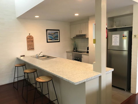 Mariner Bay Apartments - Airlie Beach Holiday 5