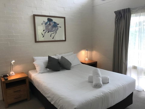 Mariner Bay Apartments - Airlie Beach Holiday 2
