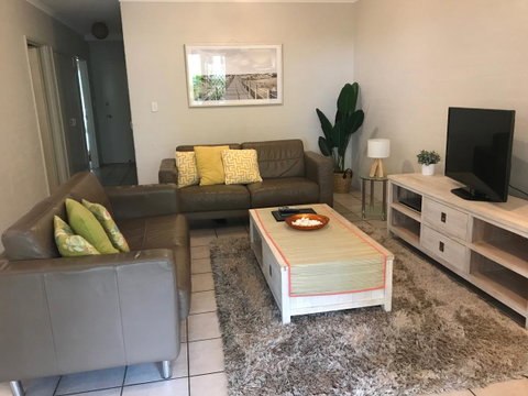Mariner Bay Apartments - Airlie Beach Holiday 10
