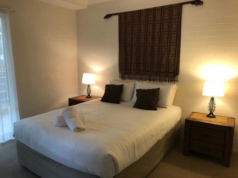 Mariner Bay Apartments - Airlie Beach Holiday 6