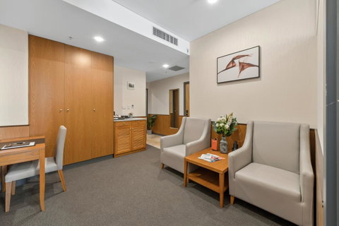 YEHS Hotel Sydney QVB - Airlie Beach Holiday 32