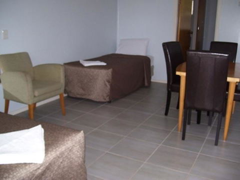 Glenwood Tourist Park & Motel - Airlie Beach Holiday 12