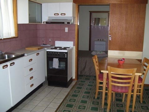 Glenwood Tourist Park & Motel - Airlie Beach Holiday 9