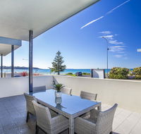Beachfront Apartment Unit 2 - Airlie Beach Holiday