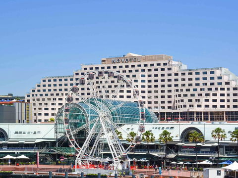 Novotel Sydney Darling Harbour - Airlie Beach Holiday 0