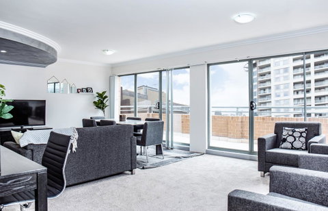 DD Apartments On Darling Harbour - Airlie Beach Holiday 2