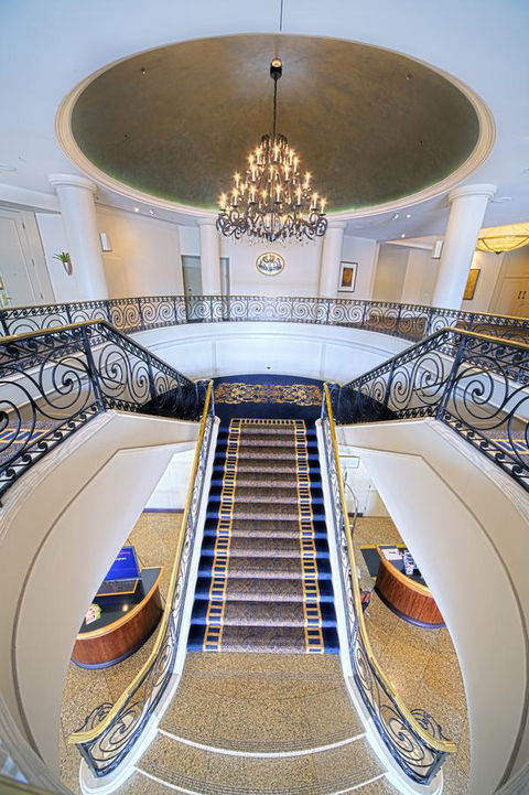 Stamford Plaza Sydney Airport Hotel & Conference Centre - Airlie Beach Holiday 10