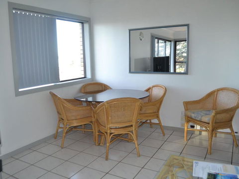 Oxley 8 At Tuncurry - Airlie Beach Holiday 2
