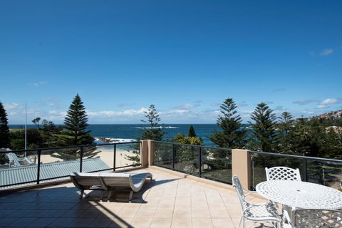 Coogee Sands Hotel & Apartments - Airlie Beach Holiday 11