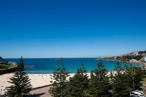 Coogee Sands Hotel & Apartments - Airlie Beach Holiday 21