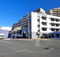 Manly Paradise Motel  Apartments - Airlie Beach Holiday