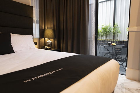 Holiday Inn & Suites - Parramatta Marsden Street, An IHG Hotel - Airlie Beach Holiday 1
