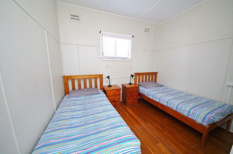 Apollo 1, 9 Hodgson Street - Airlie Beach Holiday 6