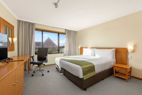 Sydney Harbour Hotel - Airlie Beach Holiday 3