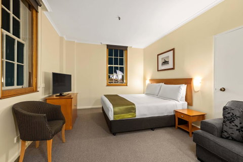 Sydney Harbour Hotel - Airlie Beach Holiday 4