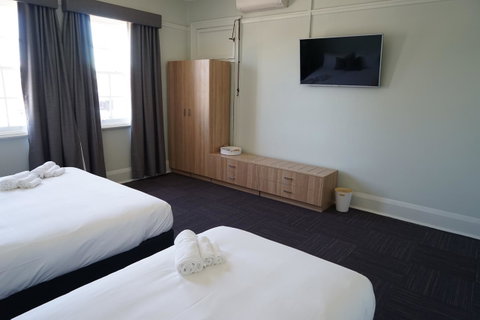 Rosehill Hotel - Airlie Beach Holiday 6