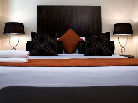 The Bayswater Sydney - Airlie Beach Holiday 8