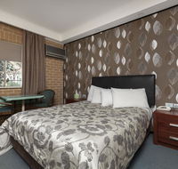 Grand Manor Motor Inn