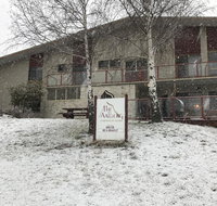 Aalberg Chalet - Airlie Beach Holiday