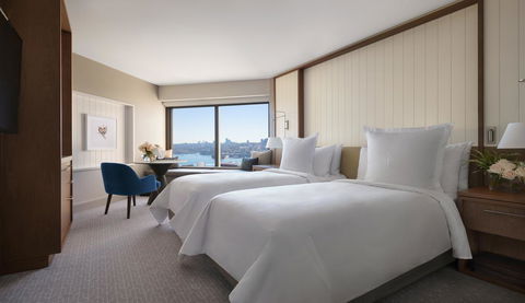 Four Seasons Hotel Sydney - Airlie Beach Holiday 25